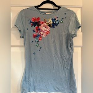TED BAKER FITTED FLORAL TEE SIZE 3=M/8